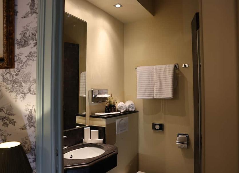 Kamar Mandi Foto