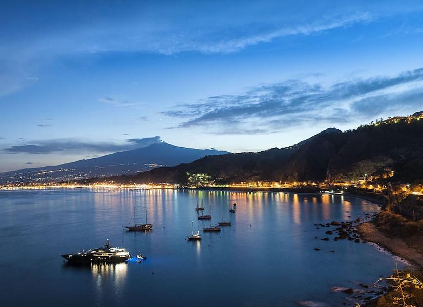Pemandangan luar Foto
