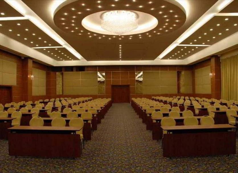 Ruang konferensi Foto