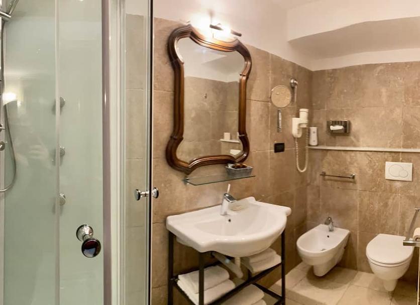 Kamar Mandi Foto