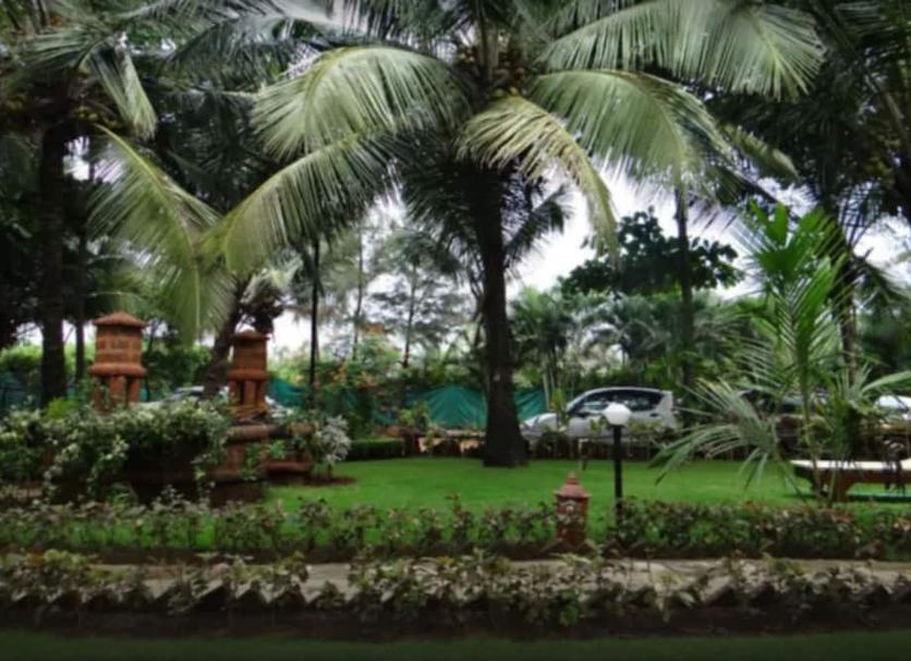 Pemandangan luar Foto