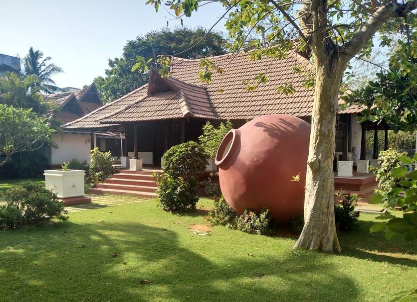 Pemandangan luar Foto