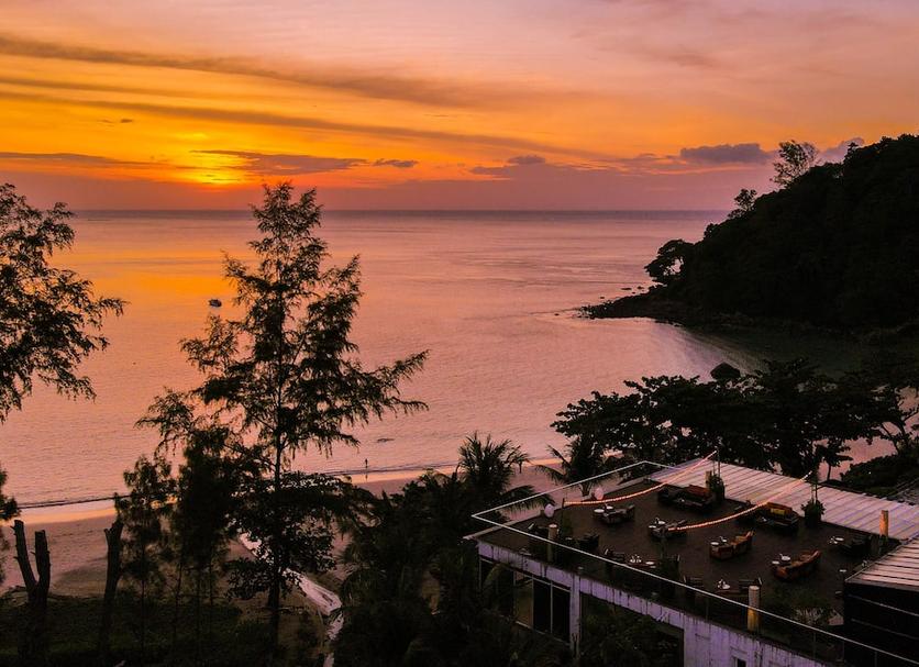 Pemandangan luar Foto