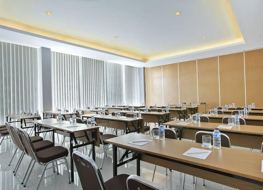 Ruang konferensi Foto
