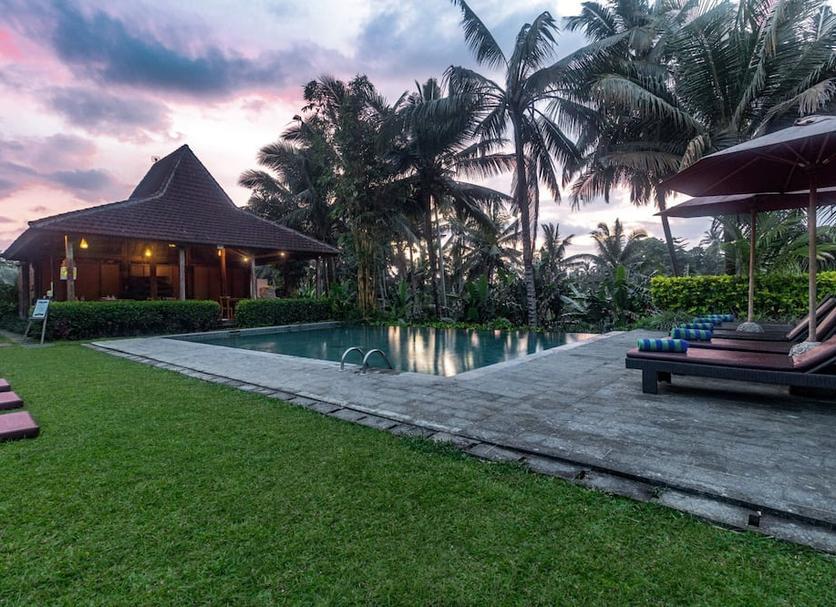 Kolam Foto