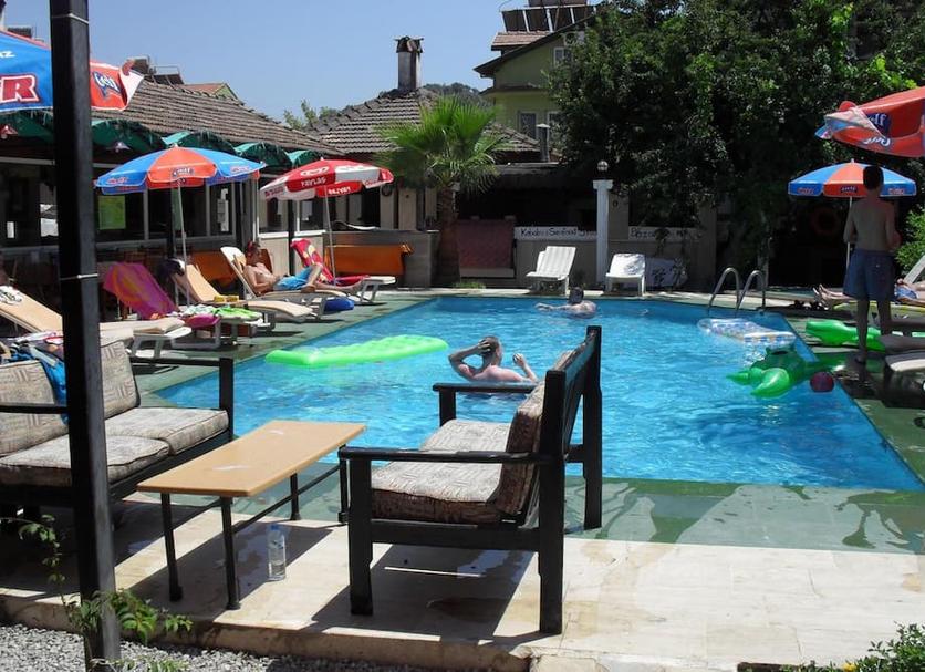 Kolam Foto