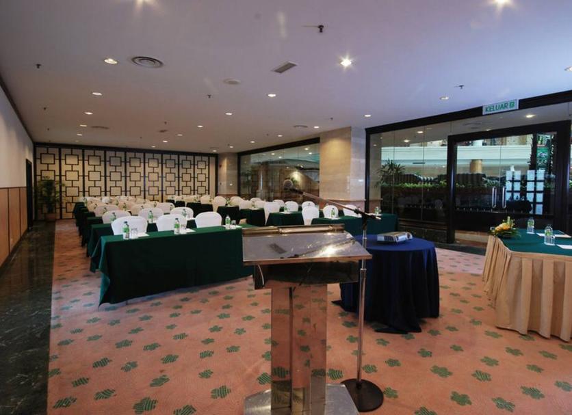 Ruang konferensi Foto