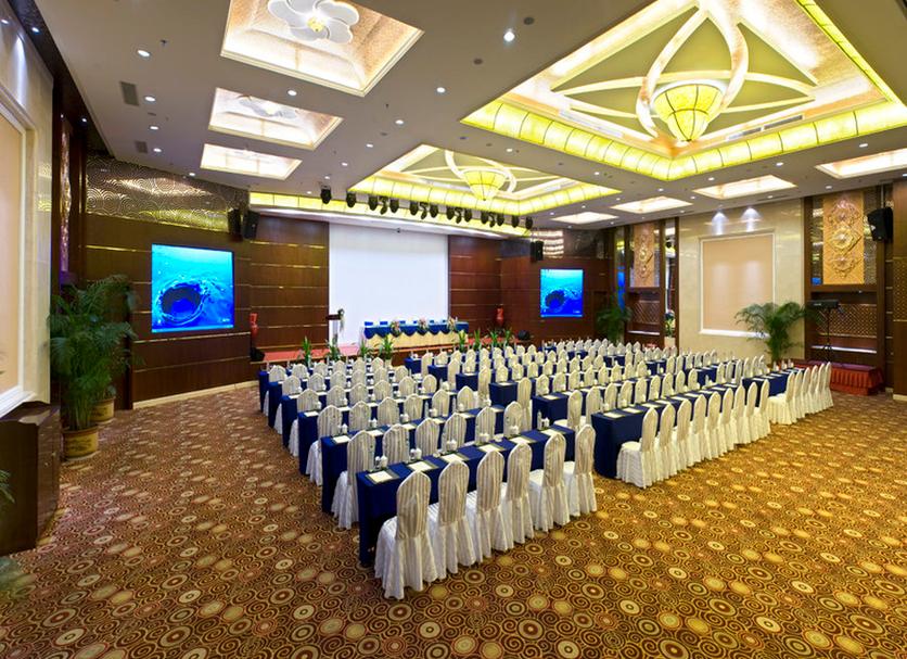 Ruang konferensi Foto