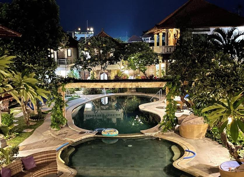 Kolam Foto