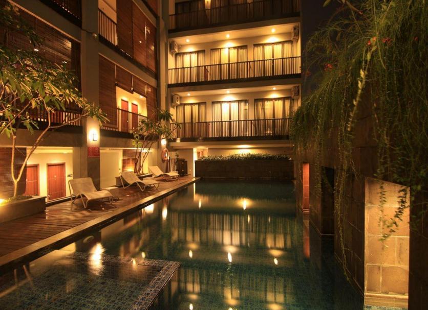 Kolam Foto
