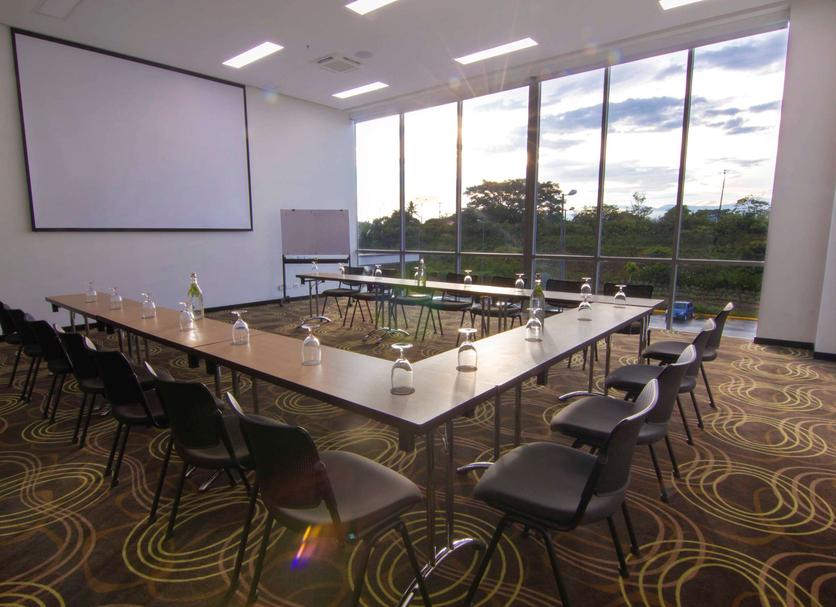 Ruang konferensi Foto
