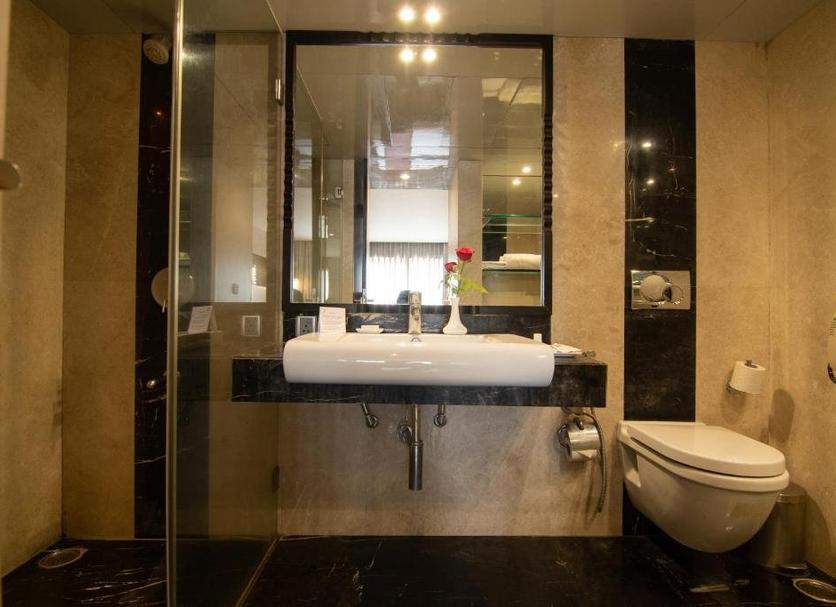 Kamar Mandi Foto
