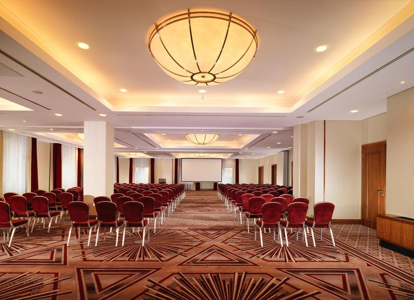 Ruang konferensi Foto
