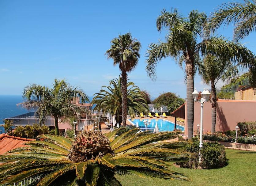 Kolam Foto