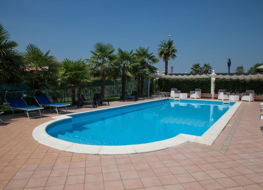 Kolam Foto