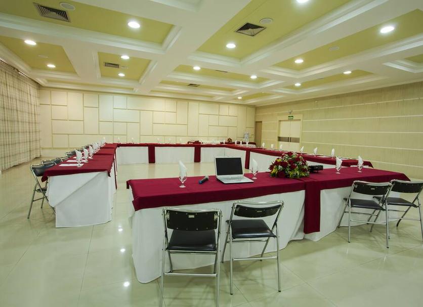 Ruang konferensi Foto