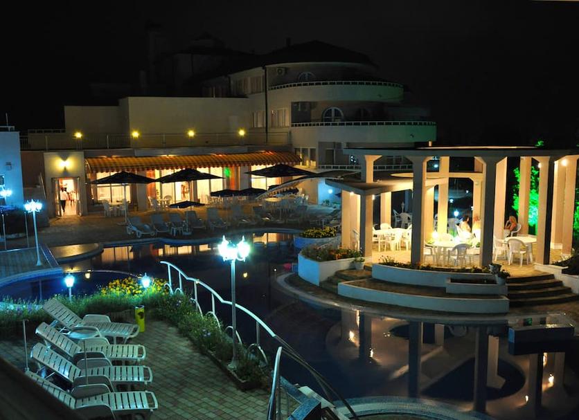 Kolam Foto