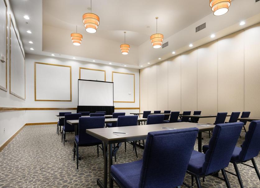 Ruang konferensi Foto