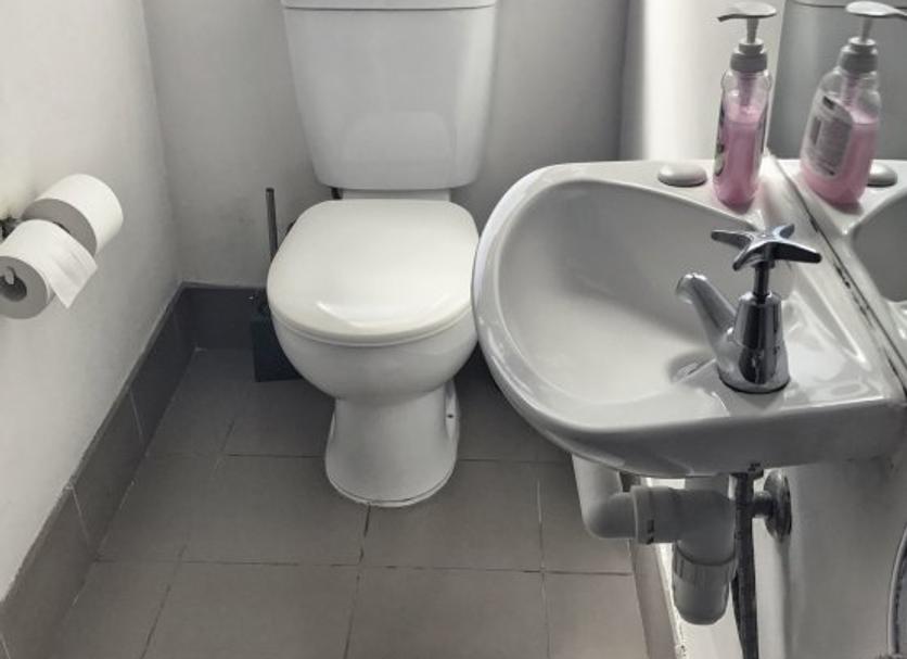 Kamar Mandi Foto