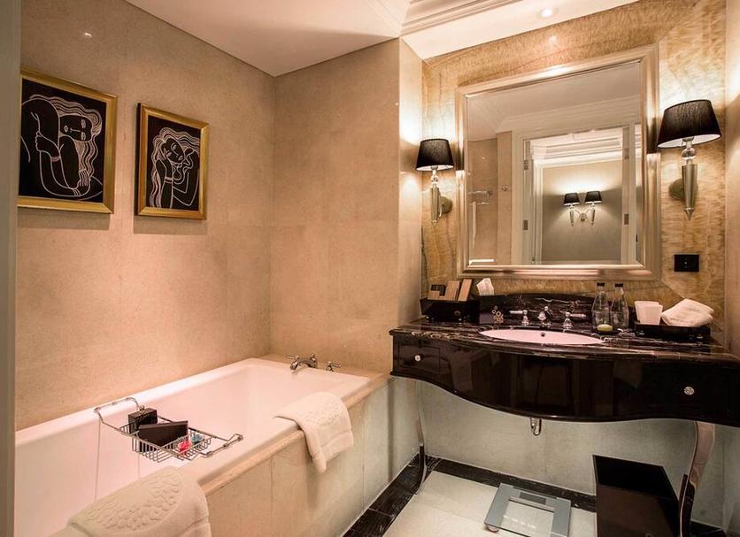 Kamar Mandi Foto