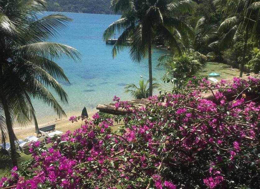 Pemandangan luar Foto