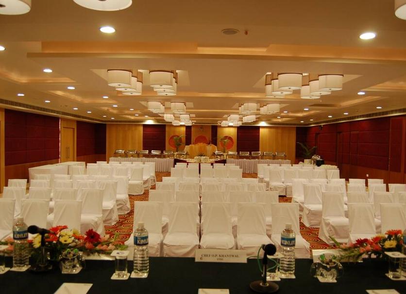 Ruang konferensi Foto