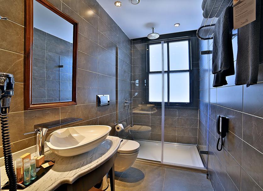 Kamar Mandi Foto