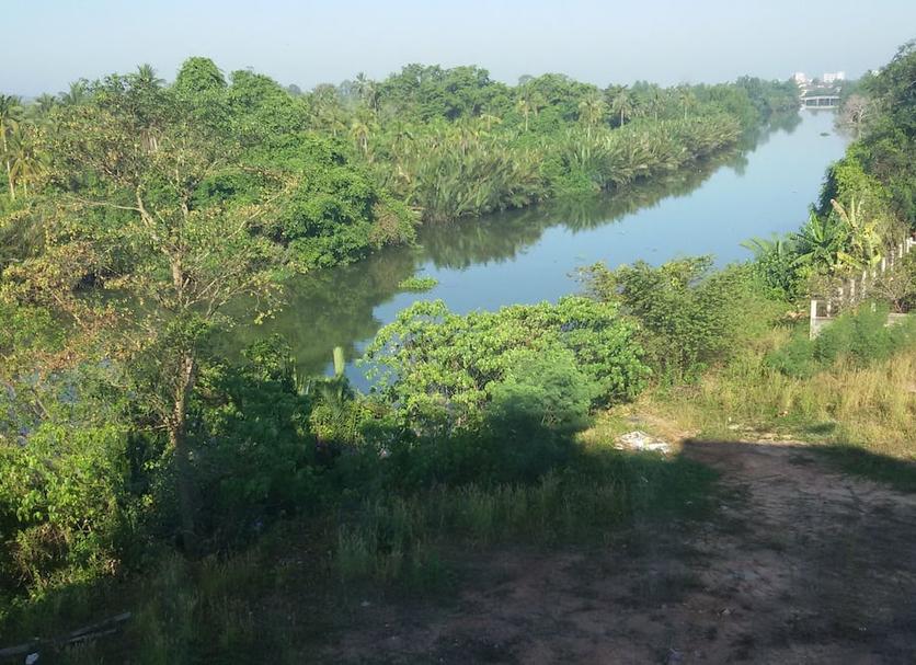 Pemandangan luar Foto