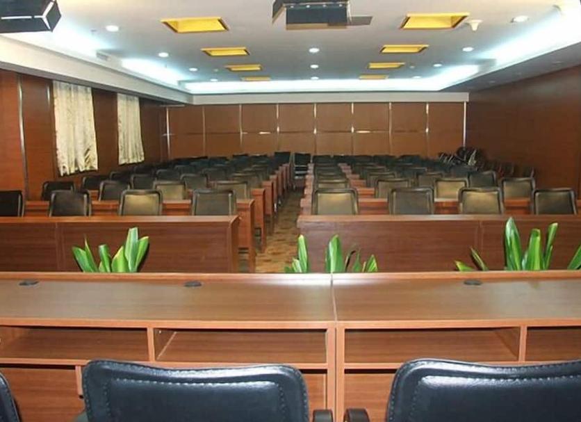 Ruang konferensi Foto