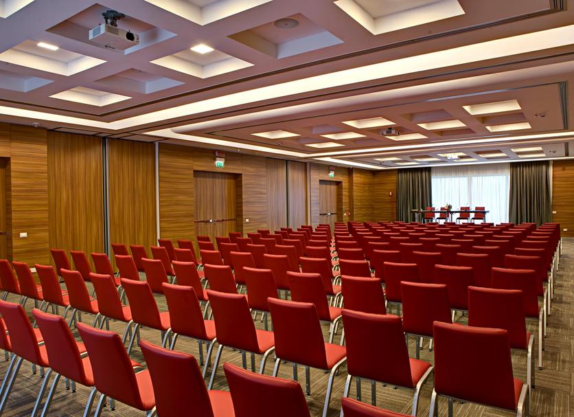 Ruang konferensi Foto