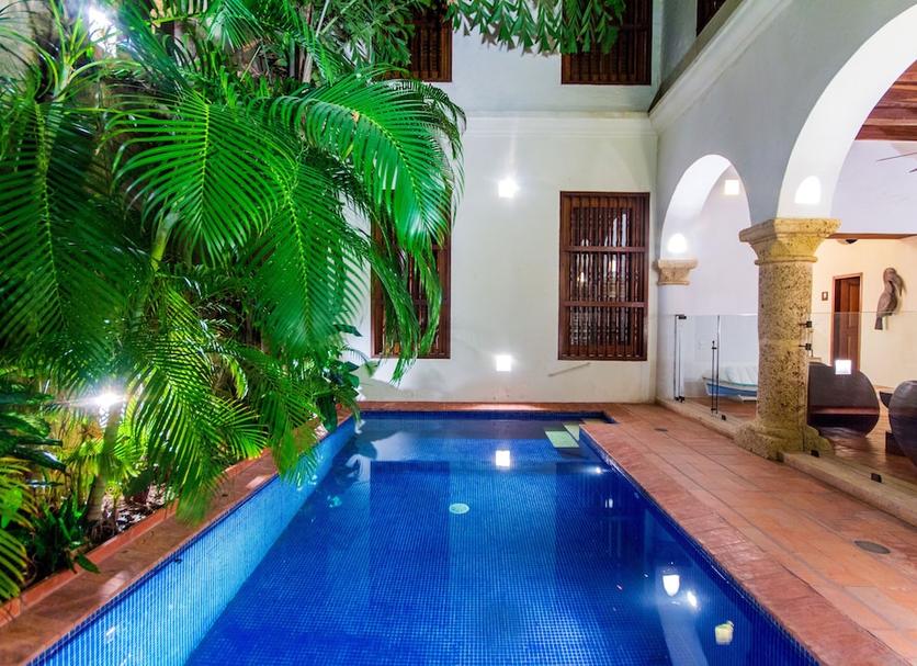 Kolam Foto