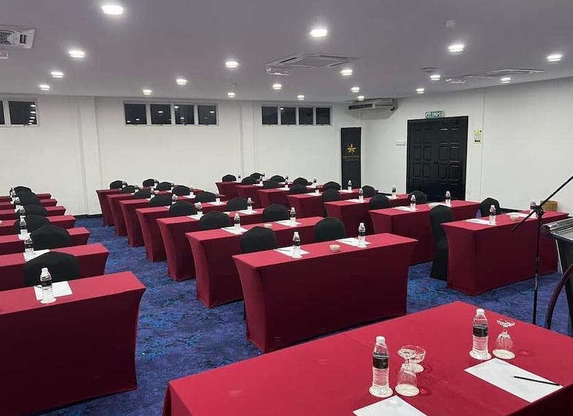 Ruang konferensi Foto