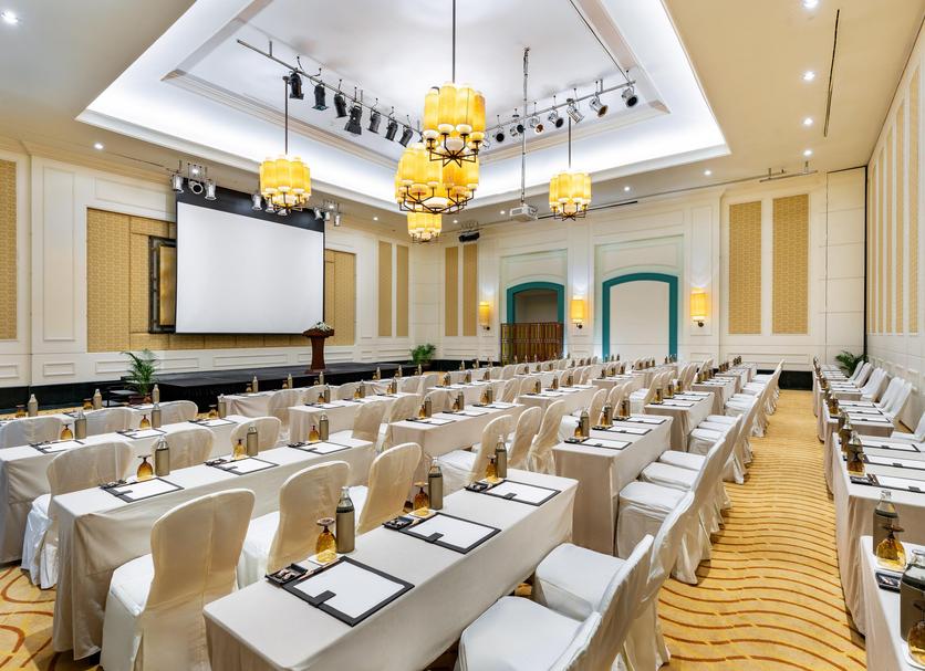 Ruang konferensi Foto