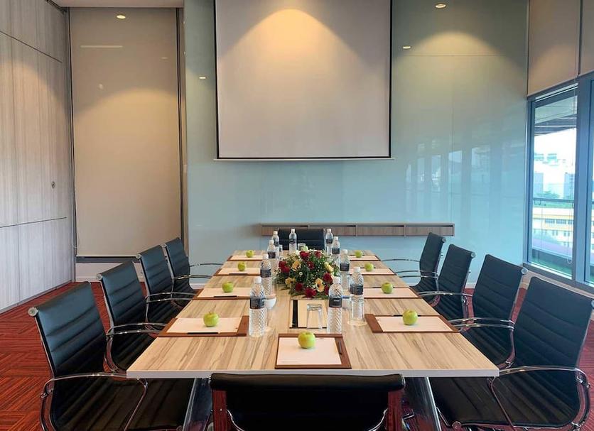 Ruang konferensi Foto