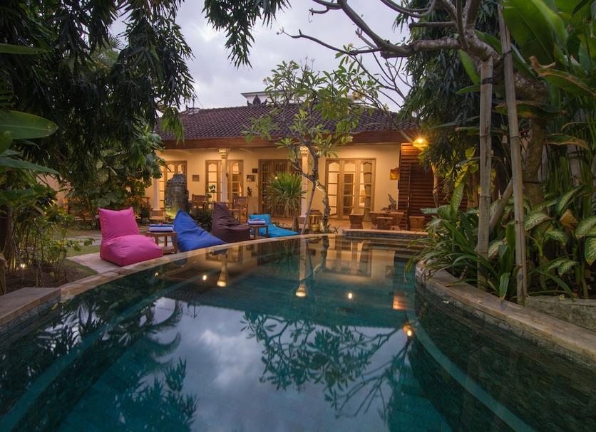 Kolam Foto