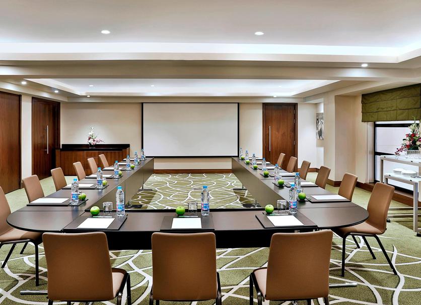 Ruang konferensi Foto