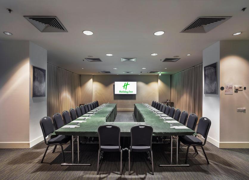 Ruang konferensi Foto