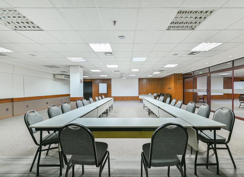 Ruang konferensi Foto