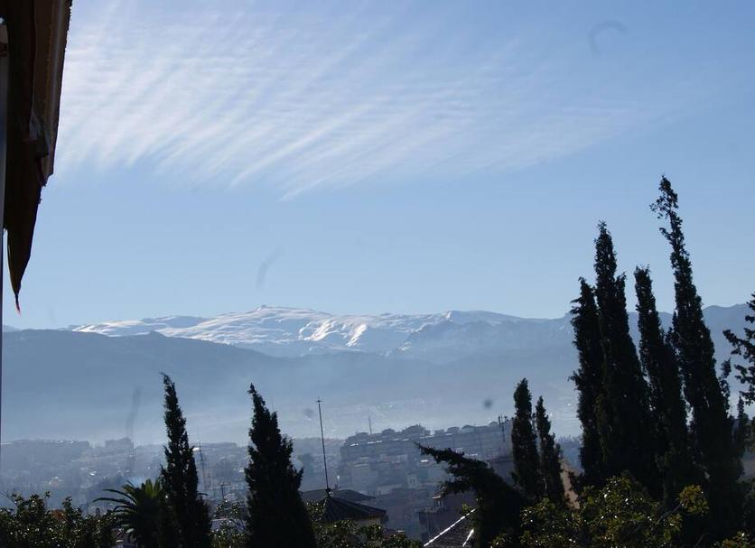 Pemandangan luar Foto
