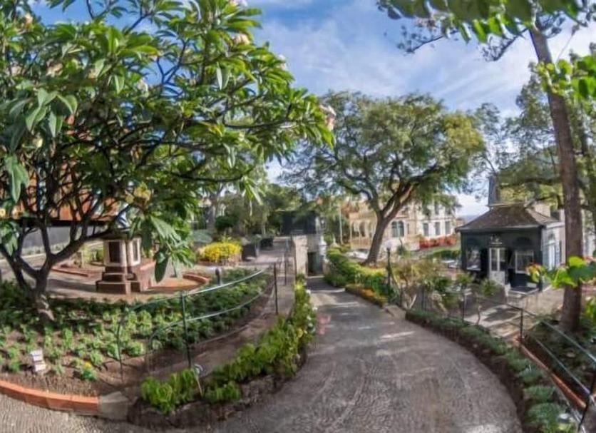 Pemandangan luar Foto