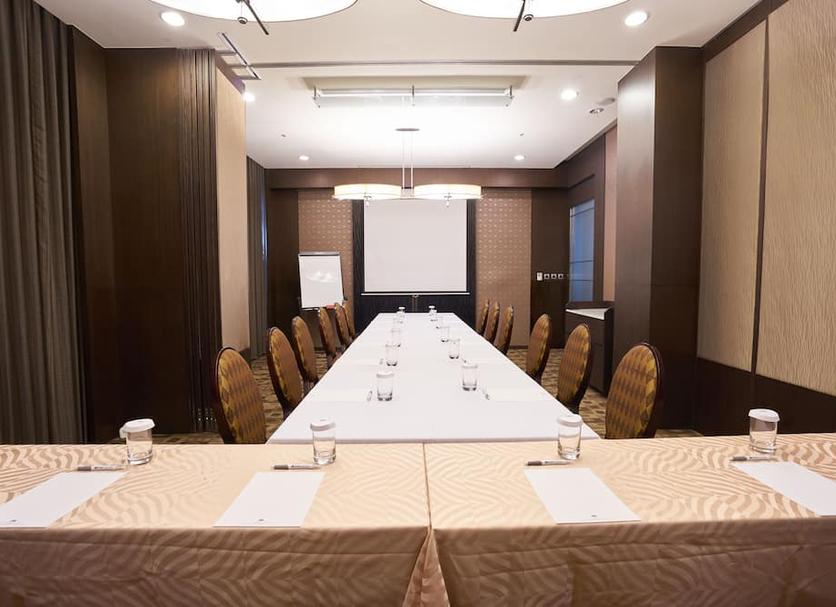 Ruang konferensi Foto