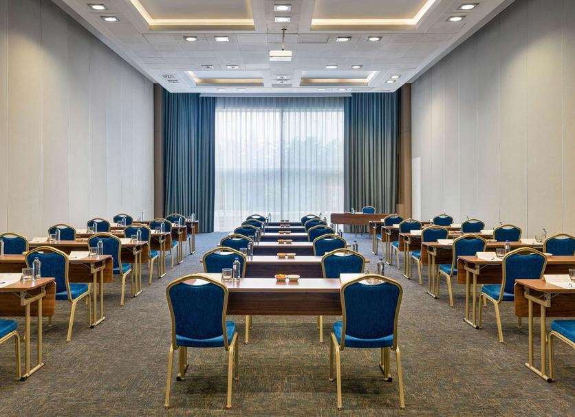 Ruang konferensi Foto