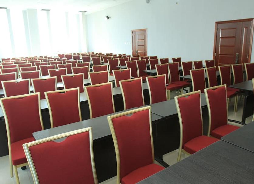 Ruang konferensi Foto