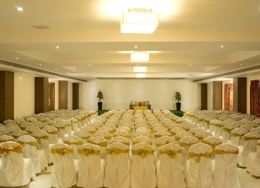 Ruang konferensi Foto