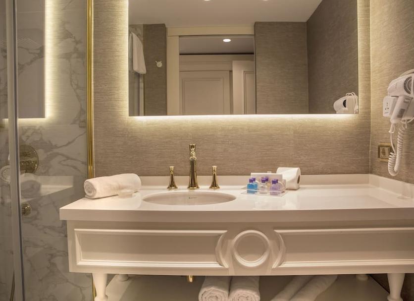 Kamar Mandi Foto