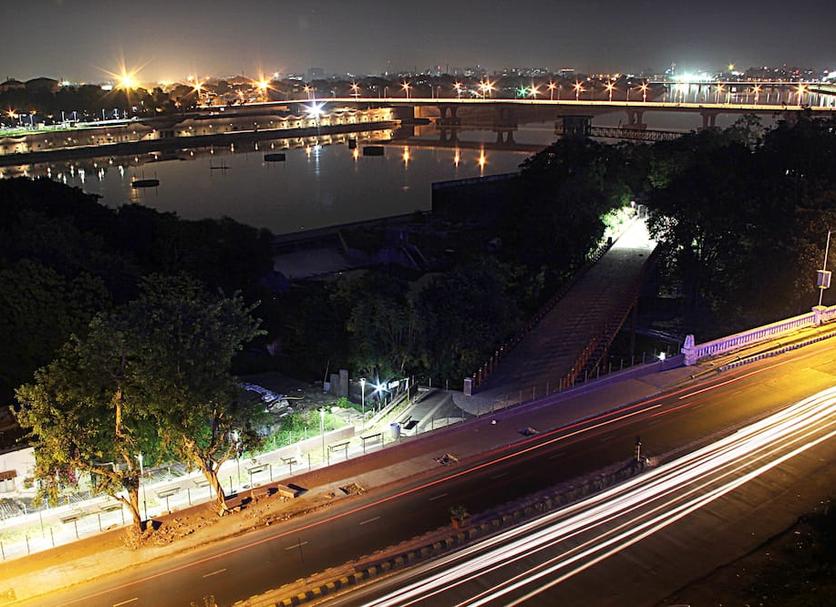 Pemandangan luar Foto