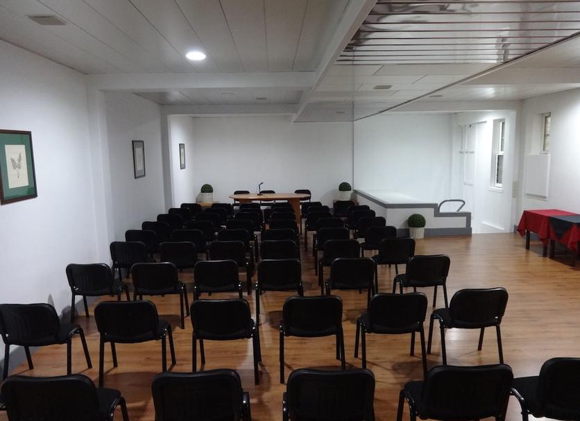 Ruang konferensi Foto