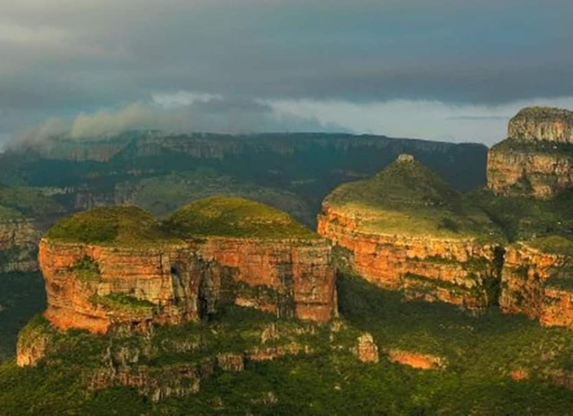 Pemandangan luar Foto
