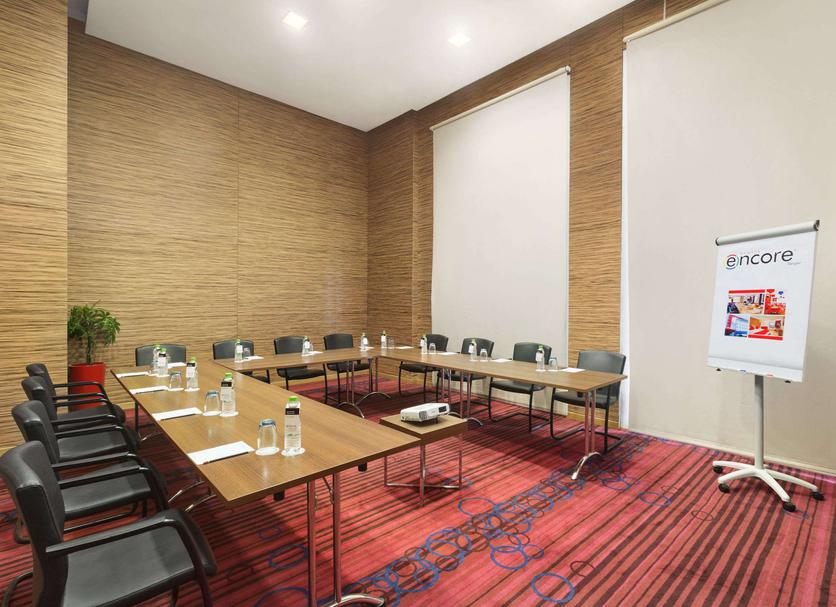 Ruang konferensi Foto
