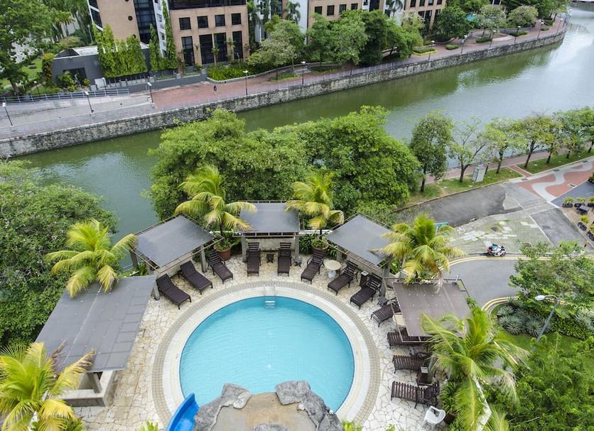 Kolam Foto